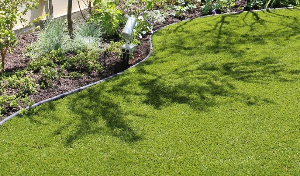 人工芝見積システム